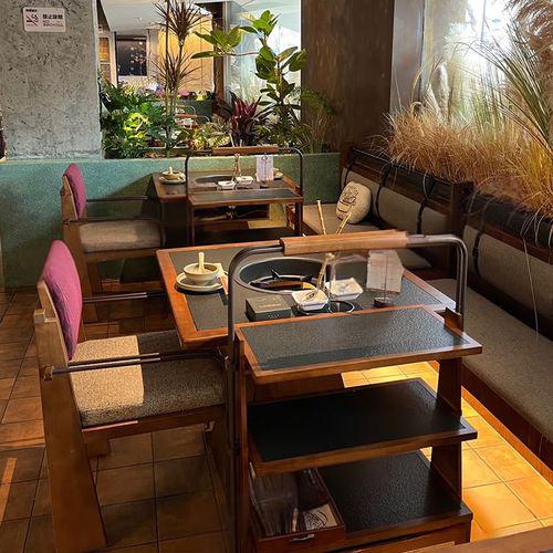 襄阳市岩板餐桌火锅桌 - 价格